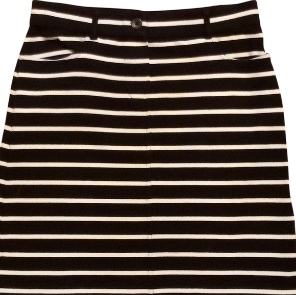 Talbot's -Black Skirt W/White Stripes, Belt Loops, Front Pockets,Pull On,Size SP - Picture 8 of 8